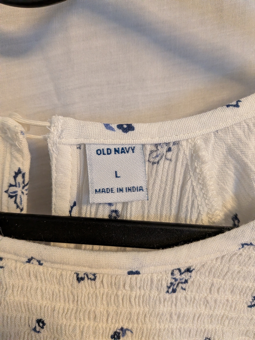 Old Navy White Top with Navy Blue Floral Print